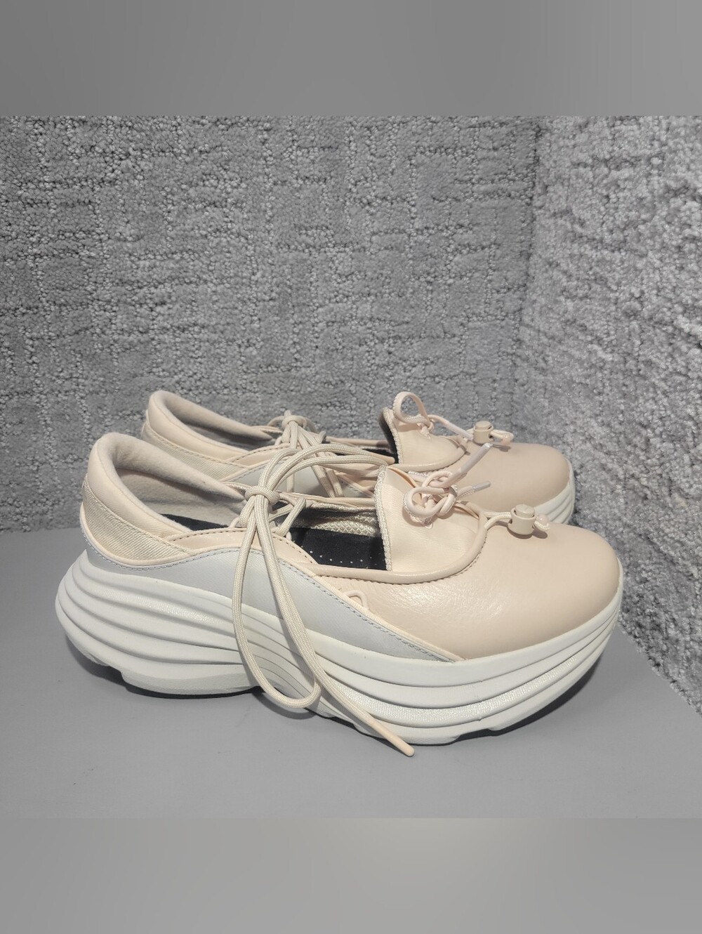 Hoka One One Bondi Mary Janes Shoes Women's Size US 6.5,7,7.5,8,8.5,9,9.5 - Picture 2 of 14